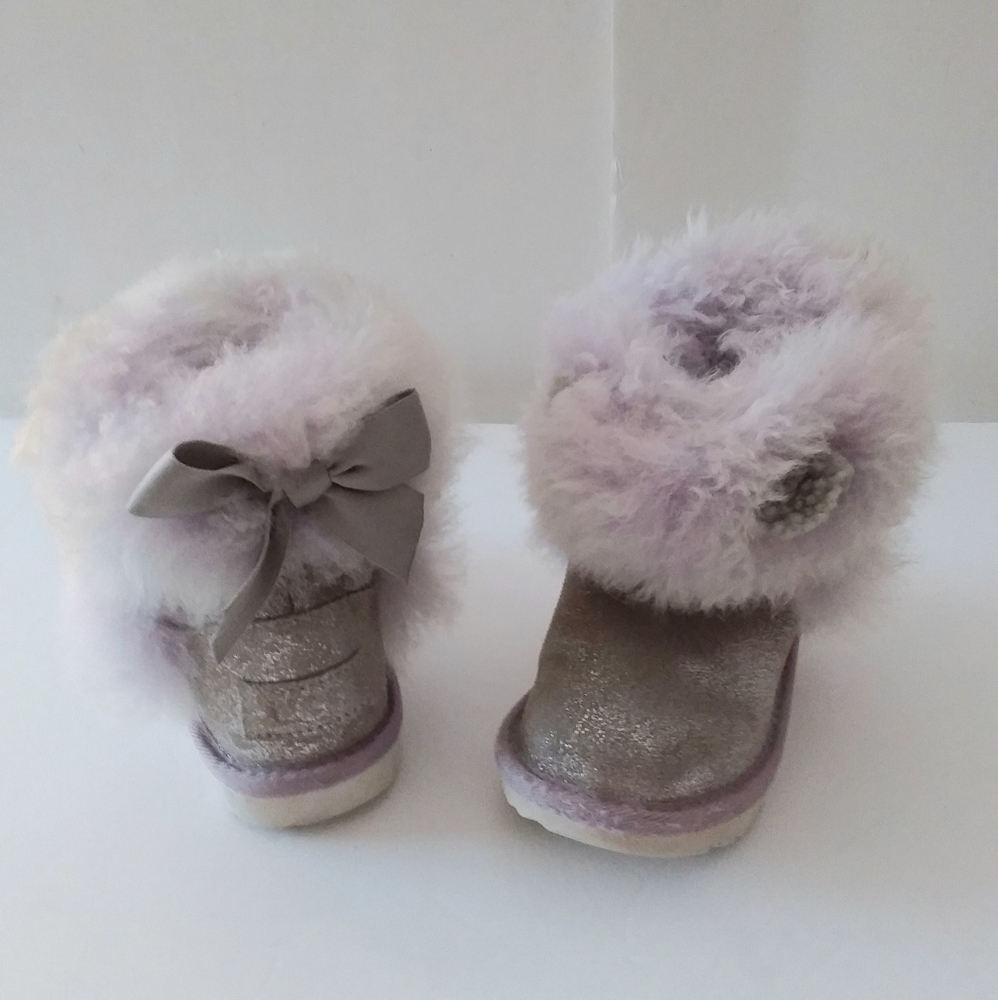 UGGS Children Grey Silver Sparkle Boots with Grey Fur and Satin Back Bow Design